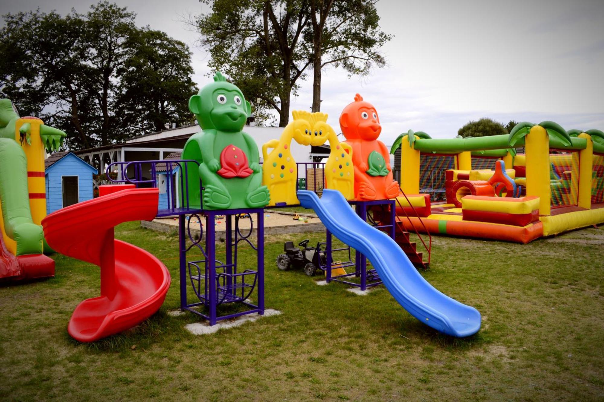 Camping Szczecinek Domy Wypoczynkowe Exterior foto